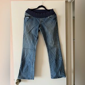 ❌SOLD❌Old Navy maternity low rise boot cut jeans